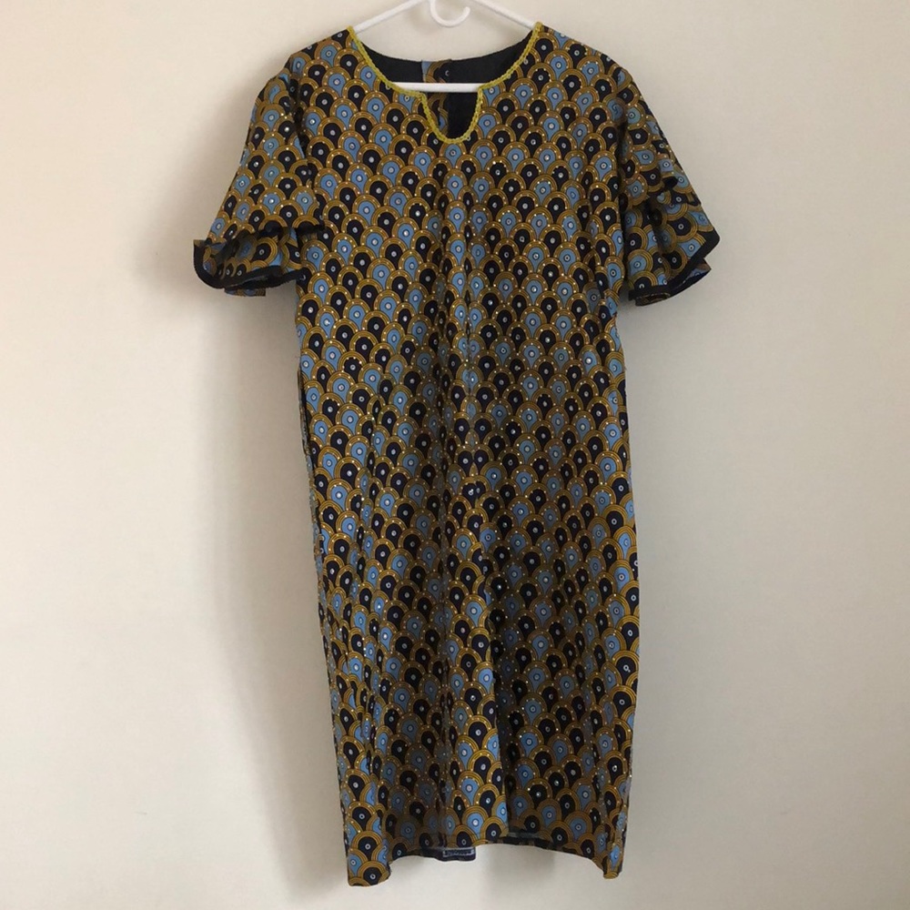 Custom Ankara Dress w/ ruffled sleeves